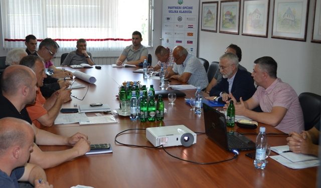 Novi sastanak za pronalaženje rješenja za asfaltiranje ceste