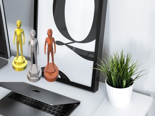 Javno obavještenje za podnošenje prijedloga za dodjelu javnih priznanja Općine Velika Kladuša u 2019. godini