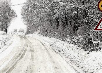Zimska služba JKUP „Komunalije“ na terenu, putevi koji su u njihovoj nadležnosti su prohodni!