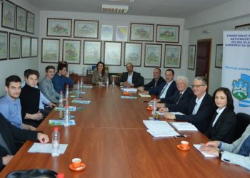 Općinski načelnik Fikret Abdić potpisao ugovore s mladim poduzetnicima Velike Kladuše