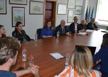 Učenici srednjih škola Velike Kladuše gosti načelnika Fikreta Abdića