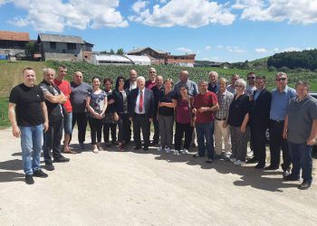 Fikret Abdić danas u obilasku putnih pravaca, korisnika IFAD i EU regionalnog projekta Kesten