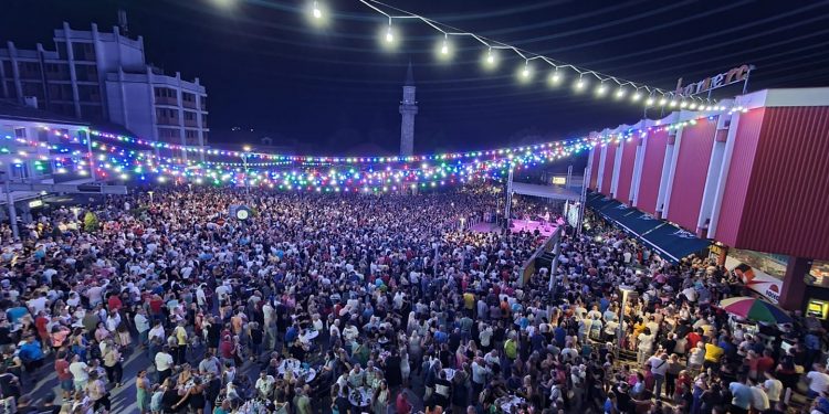 Presjek “Kladuškog ljeta 2022”: Večeras svirka uz Don Al Deena