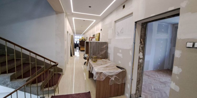 Zgrada Općine: U toku energetska rekonstrukcija drugog sprata