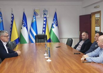 Gradonačelnik Gline u posjeti načelniku Horvatu: Razgovori o aktuelnim projektima i prekograničnoj saradnji