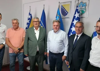 Gradonačelnik Lukavca Edin Delić u posjeti Velikoj Kladuši: Tema razgovora zajednički generacijski projekat Lukavca i Velike Kladuše