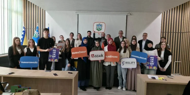 Potpisani ugovori za realizaciju dva projekta mladih u okviru Omladinske banke