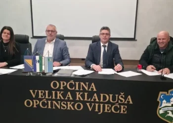 Potpisani Ugovori o rekonstrukciji pet putnih pravaca na području općine Velika Kladuša