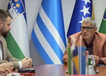 Ministar Odobašić u službenoj posjeti Općini Velika Kladuša: Razgovarano o izmjenama Zakona o građenju, komunalnim djelatnostima i javnim pozivima